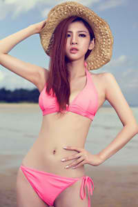 老衛(wèi)抱著淑蓉進房間導(dǎo)演是誰