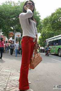 白發(fā)魔女蔣勤勤版