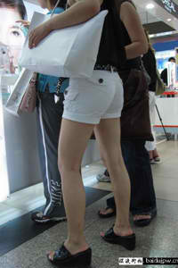 海角精產(chǎn)國(guó)品一二三區(qū)別