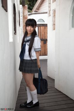 朝發(fā)白帝城