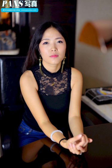 年輕漂亮老師高清線